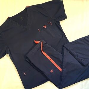 Med couture scrub set medium tall navy/magenta